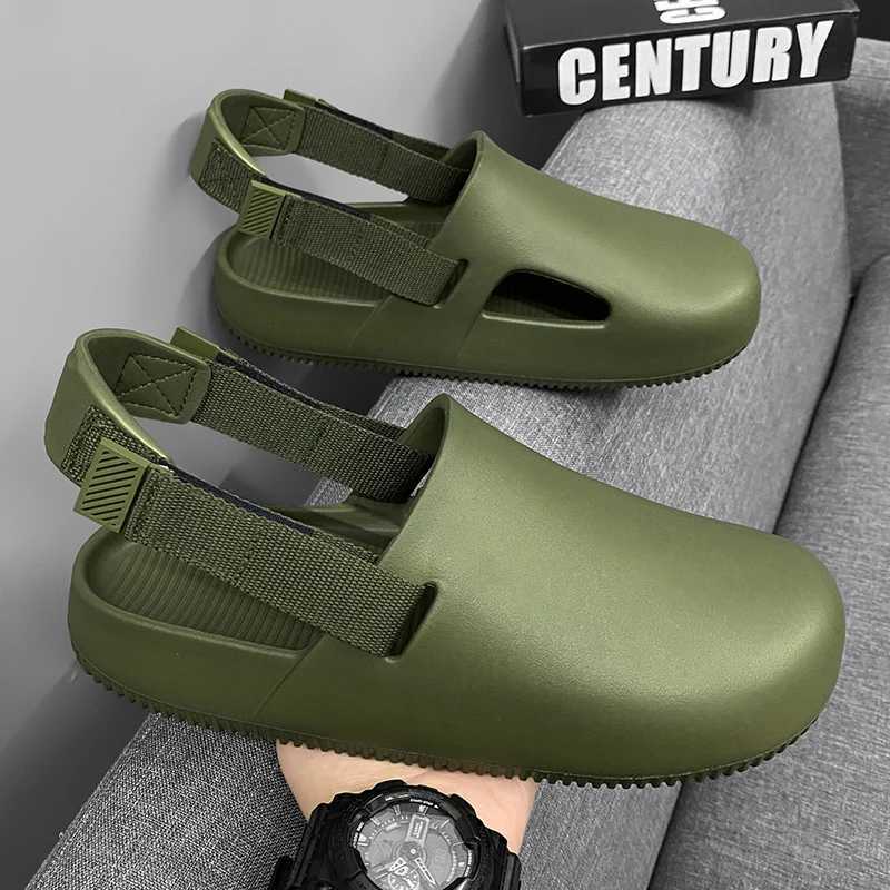 New designer shoes designer sandals mens women soft sole slippers EVA thick soled Summer beach shoes casual trend anti skidding Classic couple hole sh