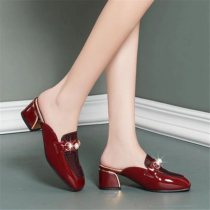 Women Baotou Half Slippers Fashion Metal Chain Square Toe Thick Heel British Style Office Casual Shoes Spring Summer 240606