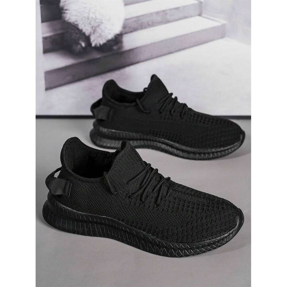Breathable Men Lightweight Outdoor Fashionable Low Top Lace Up Running Shoes For Sports And Casual Wear Ddmysaturn