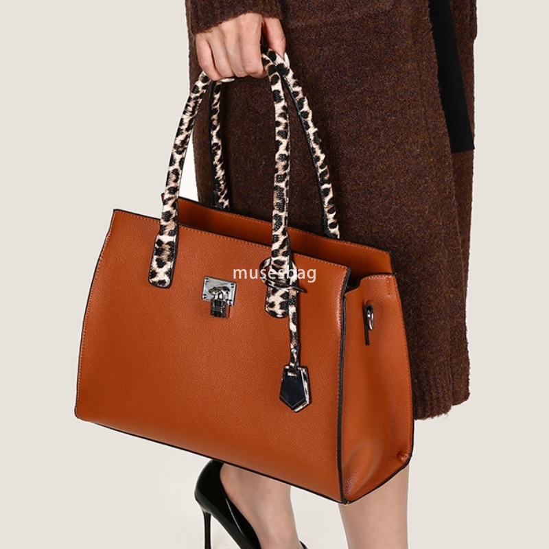 High Quality Women Fashion Celebrity One Shoulder Handbag Versatile Simple and Large Capacity Tote Bag Leopard Pattern Three piece Set Mother and Chil