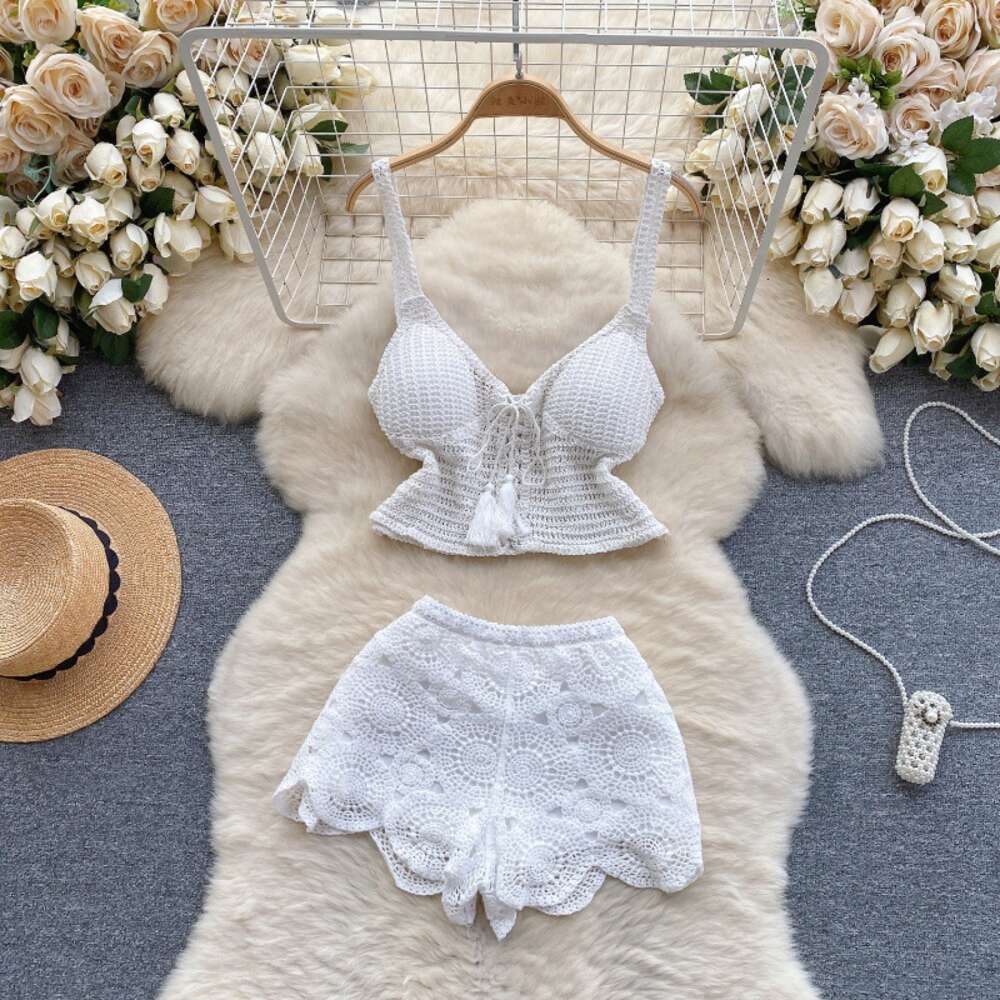 Beach resort style knitted pure desire spicy girl set womens summer camisole vest top+design sense hook flower short pants