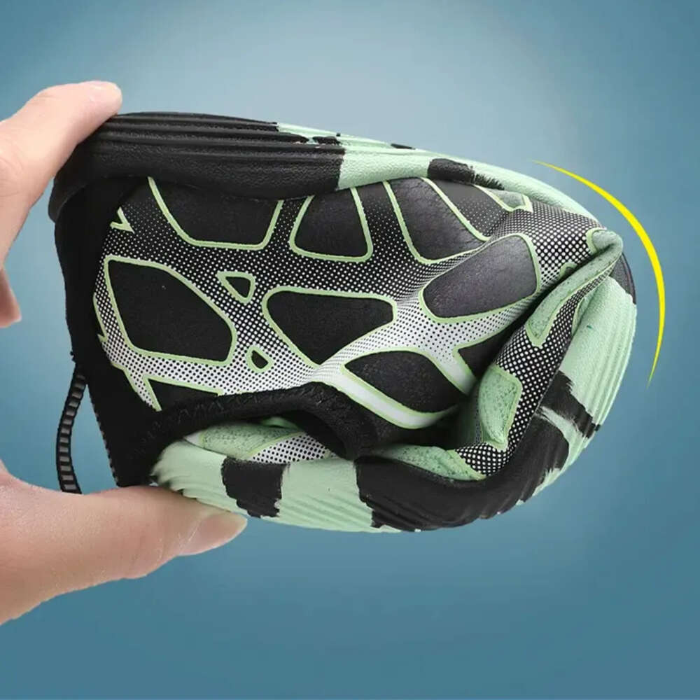 New Water for Men Women Barefoot Swimming Beach Aqua Shoes Slippers Quick Dry Surfing Wading Sneaker Zapatos Hombre