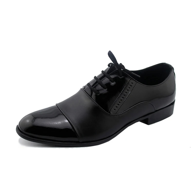 Autumn Fashion Mens Office Shoes Patent Leather Mens Dress Shoes White Black Mens Soft Leather Wedding Party Oxford Shoes 240606