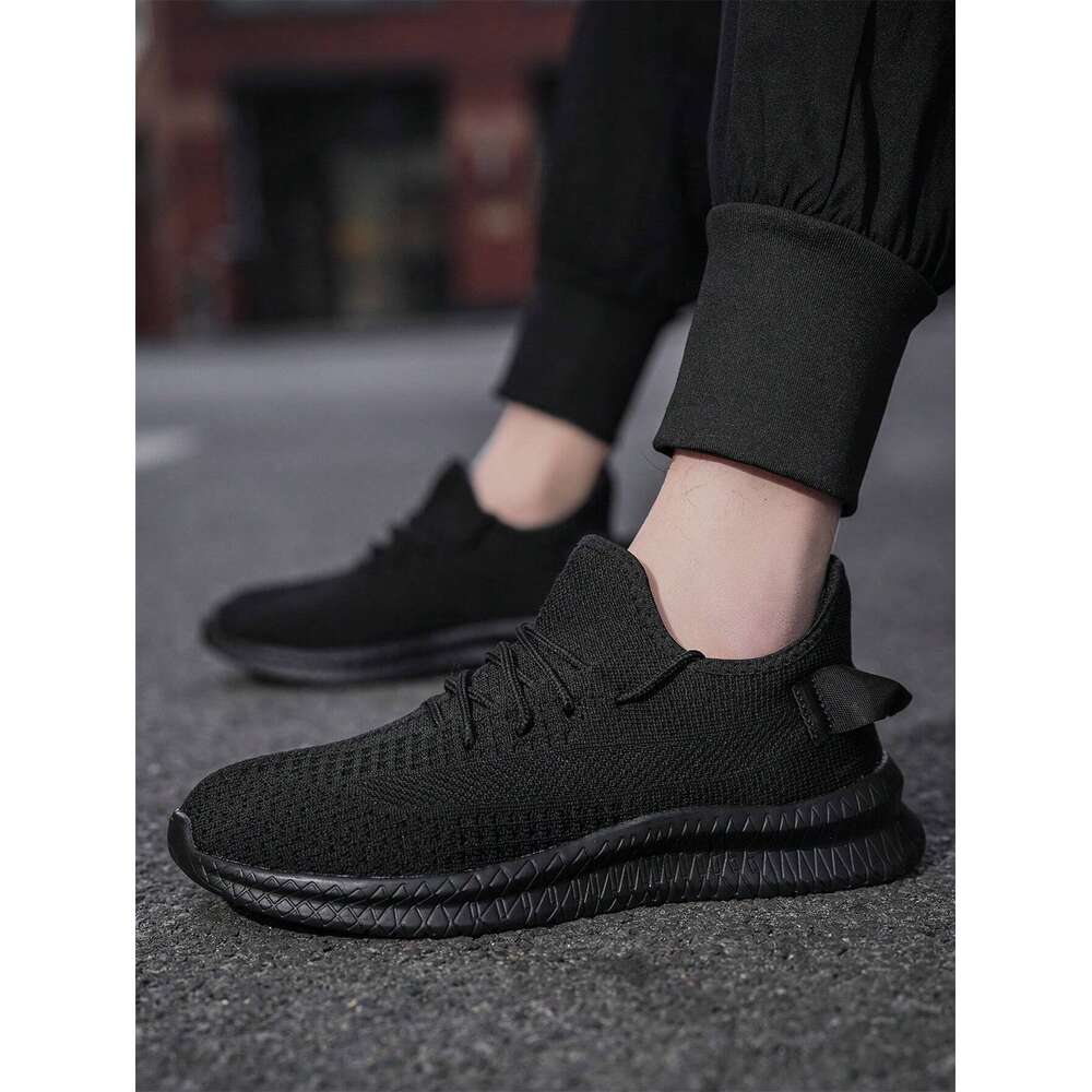 Breathable Men Lightweight Outdoor Fashionable Low Top Lace Up Running Shoes For Sports And Casual Wear Ddmysaturn