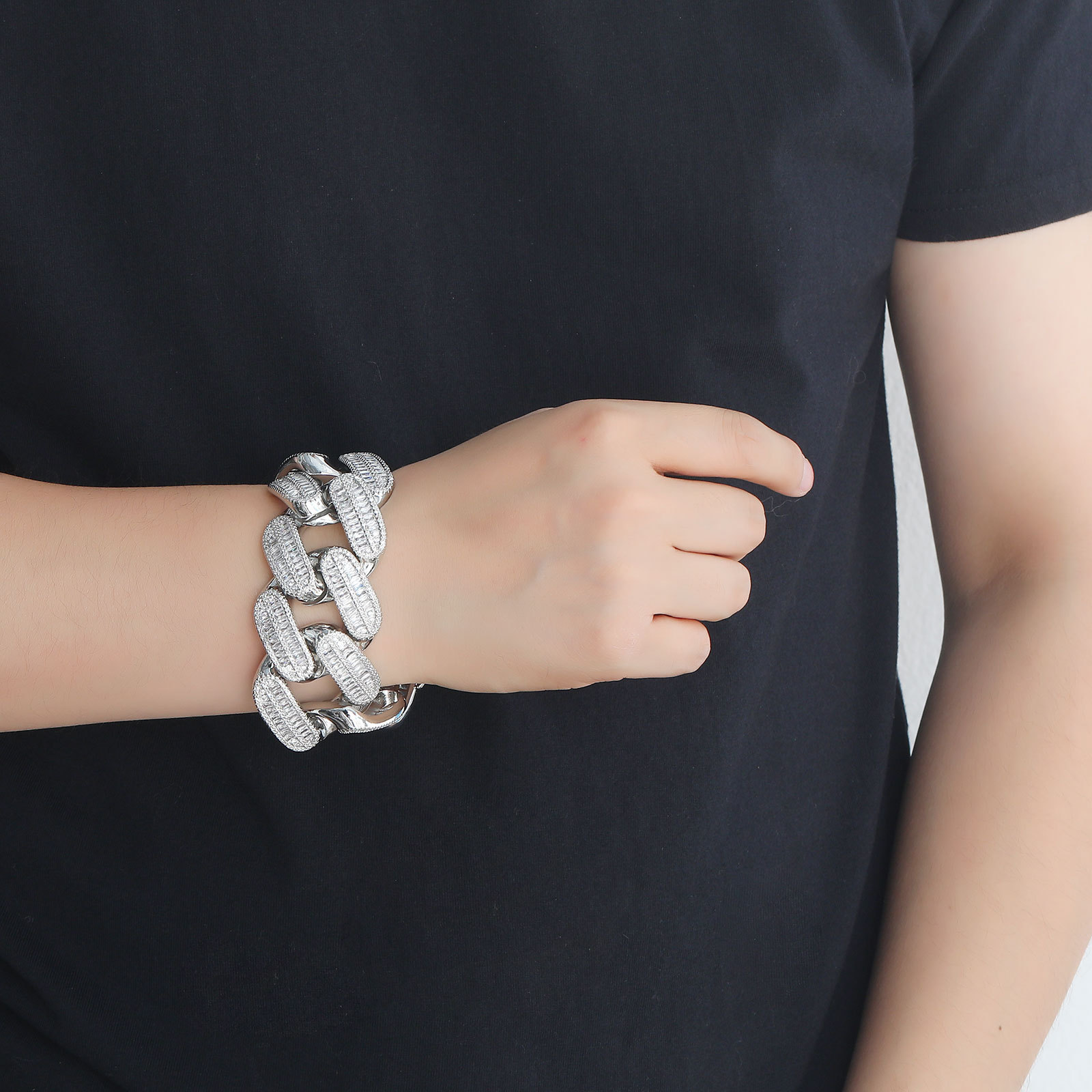 Heavy Duty Men's 40mm Cuban Link Necklace Featuring Premium 5A Cubic Zirconia & Genuine 18k Gold Plate Finish