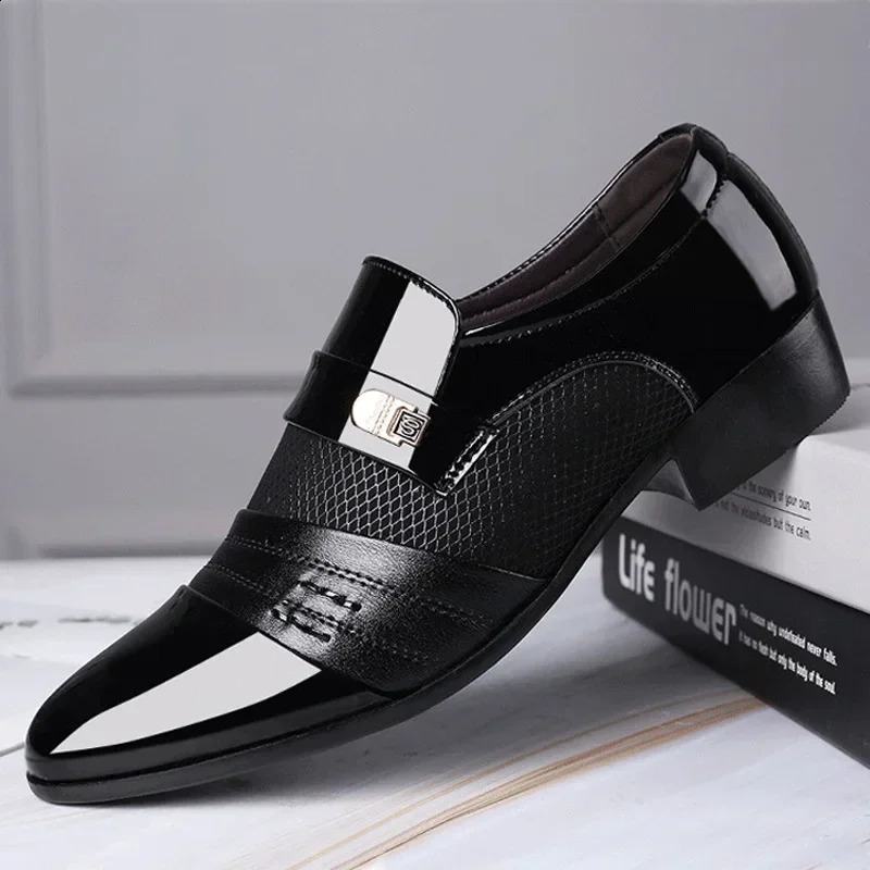 Slip on Men Dress Shoes Men Oxfords Fashion Business Dress Men Shoes Classic Leather MenS Suits Shoes Man 240606