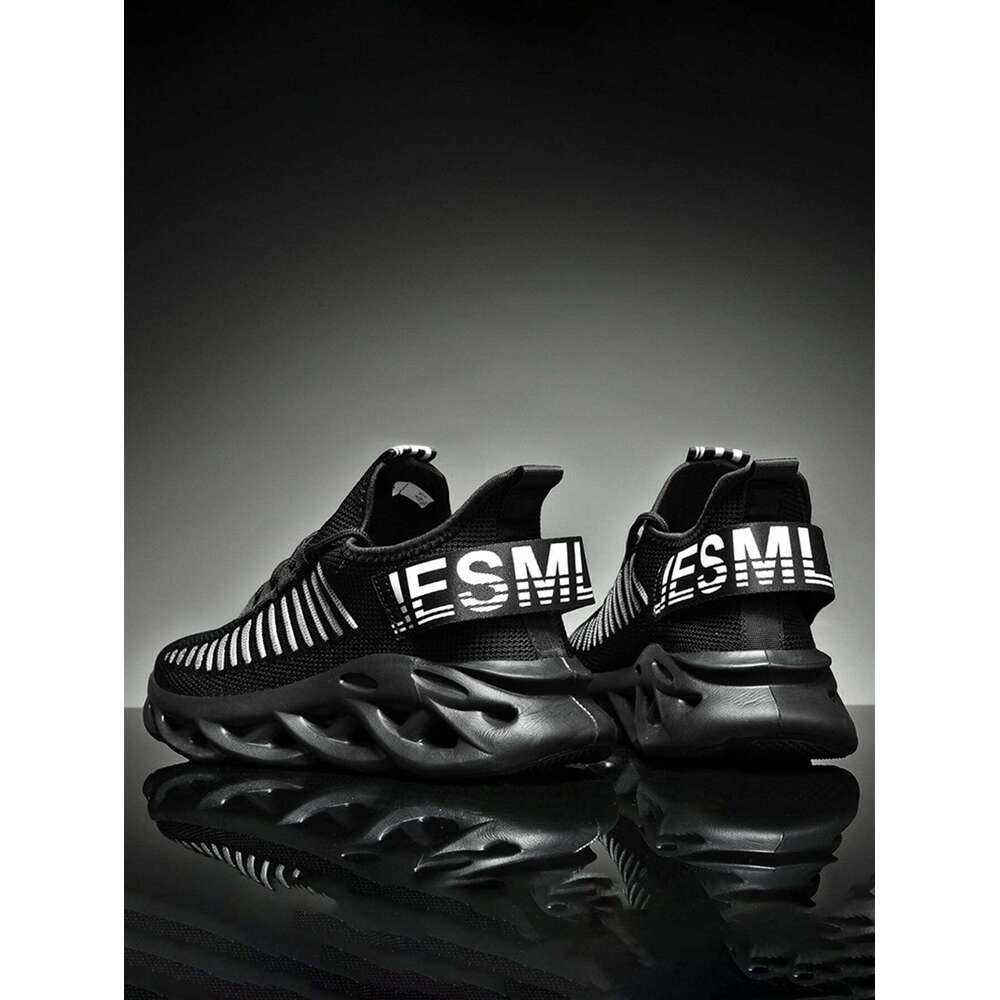 Fashionable Casual Lightweight Breathable Mesh Solid Color Hollowed-Out Outsole Outdoor Cloud Korean Trend Minimalist Air Cushion Running Shoes