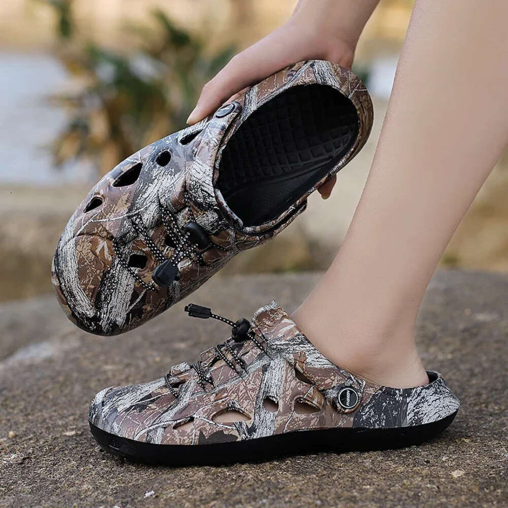 Summer Beach Outdoor Utralight Comfortable Platform Aqua Men Sandals EVA Supersoft Desinger Slippers Sandalias Hombre 50a28