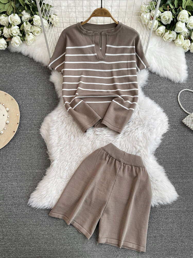 2024 Summer New French Style Striped Knitted Shirt Fashion Casual Small Wide Leg Shorts Two piece Set for Women