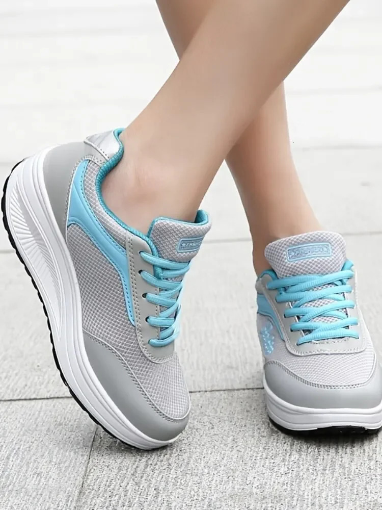 Women Sneakers Shoes Fashion WomenVulcanizedShoes HighQuality FlatsShoes WomenWalking Blatform Plus Size Zapatillas Mujer 240607