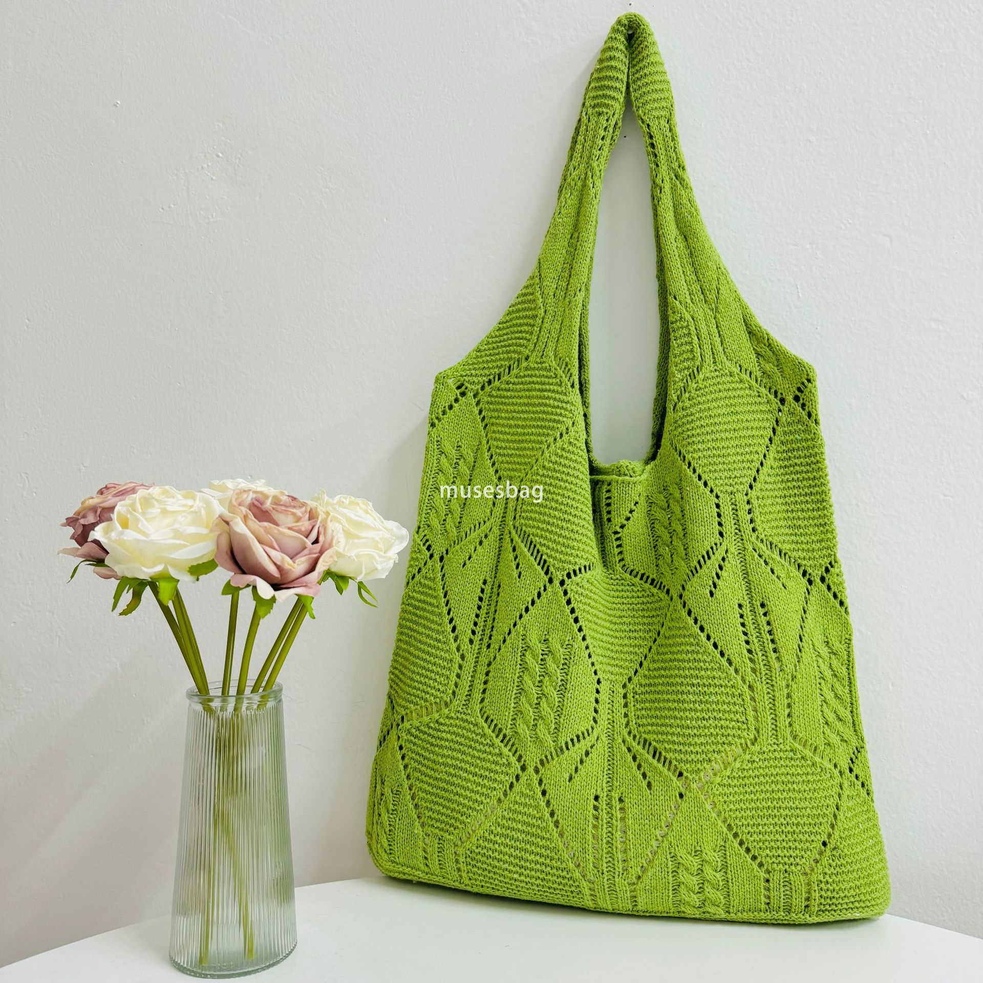 New atmospheric shopping bag commuting high-capacity tote bag travel beach bag knitted bag hollowed out bag bohemian style woven bag