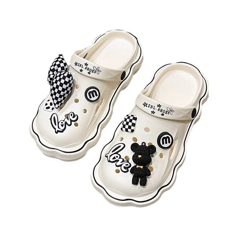 Thick Sole New Outwear Summer Comfortable Odor Resistant Anti slip Baotou Beach Sandals and Slippers EVA Womens Hole Shoes Free Shipping Lhshoe