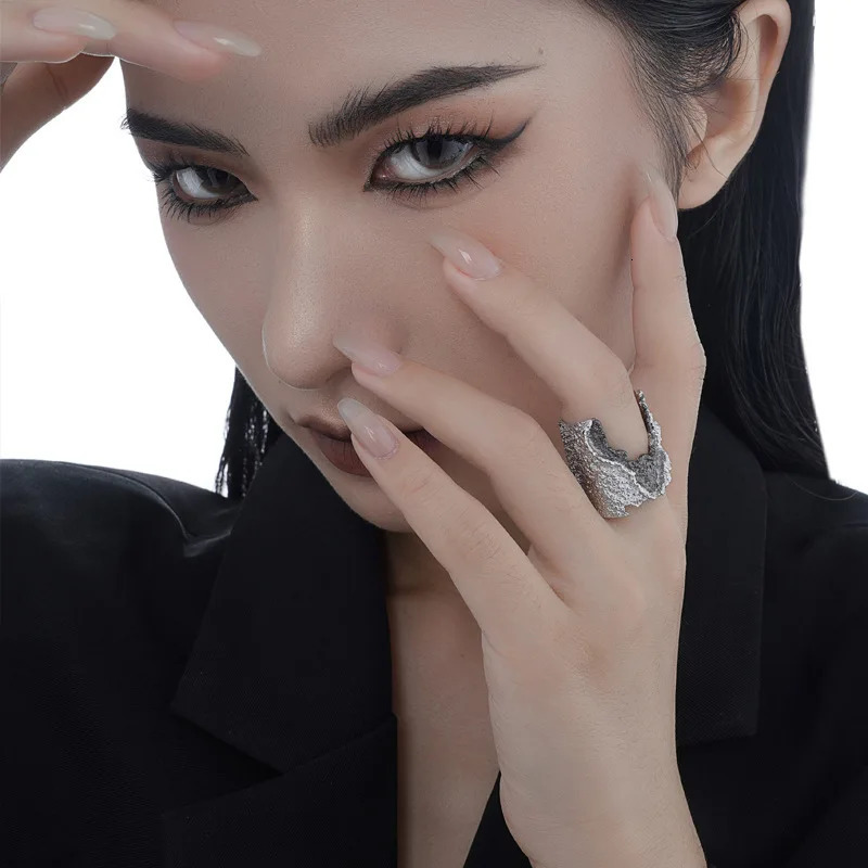 F.I.N.S Exaggerated S925 Sterling Silver Wrinkle Ring Retro Old Open Contrast Color Index Finger Ring Solid Silver 925 Jewelry 240530