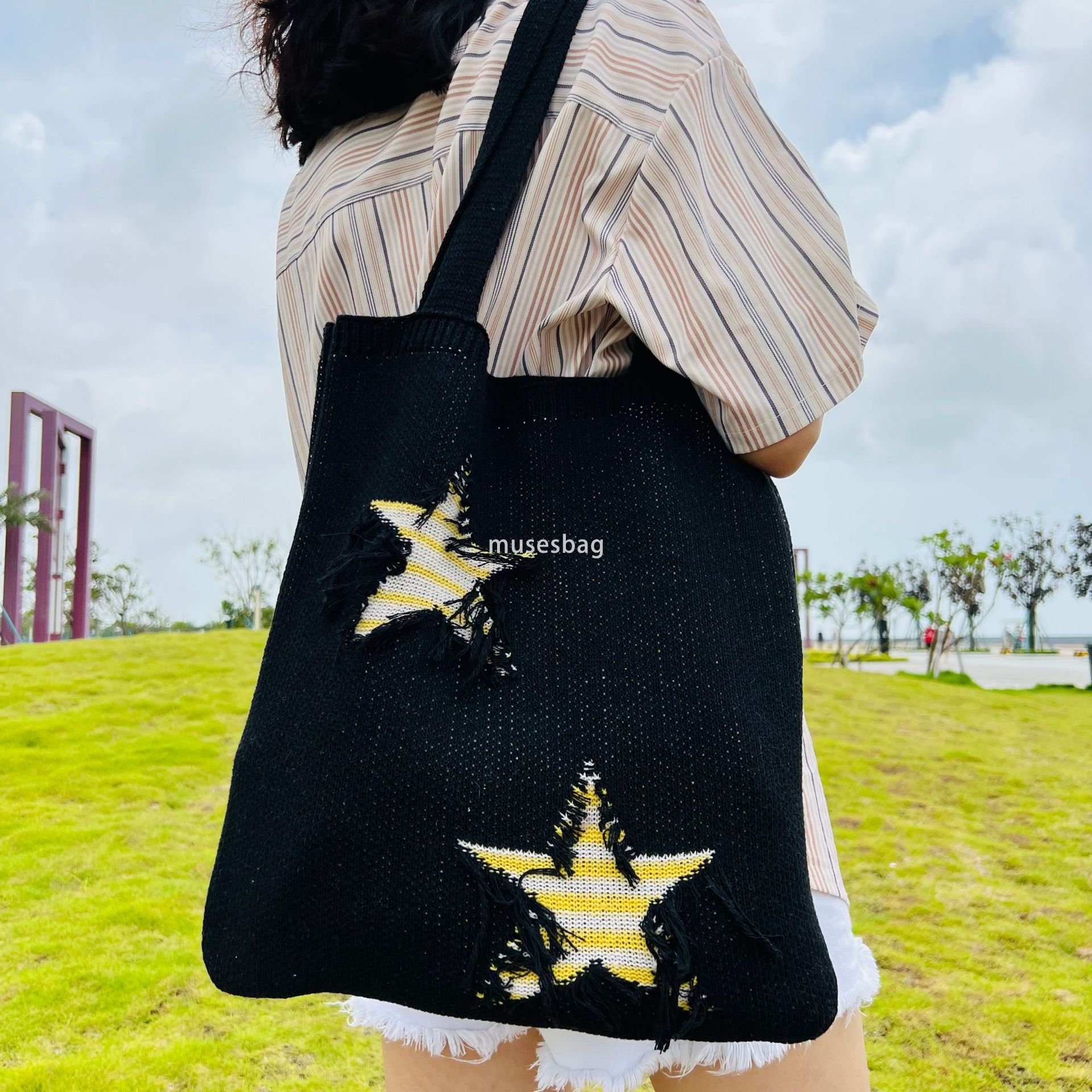 New Advanced Fashion Star Bag Knitted Bag Instagram Bag One Shoulder Bag Large Capacity Beach Tote Bag Hand Hook Bag Women Bag