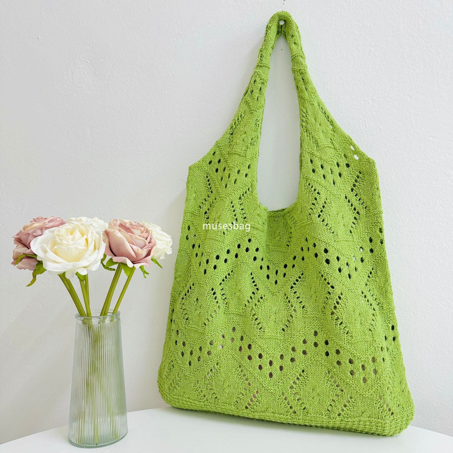 New Portable Handbag Japan and South Korea Commuter Tote Bag Travel Essential Beach Bag Knitted Bag Hollow Bag Compared to Semitic Asian Style Woven B