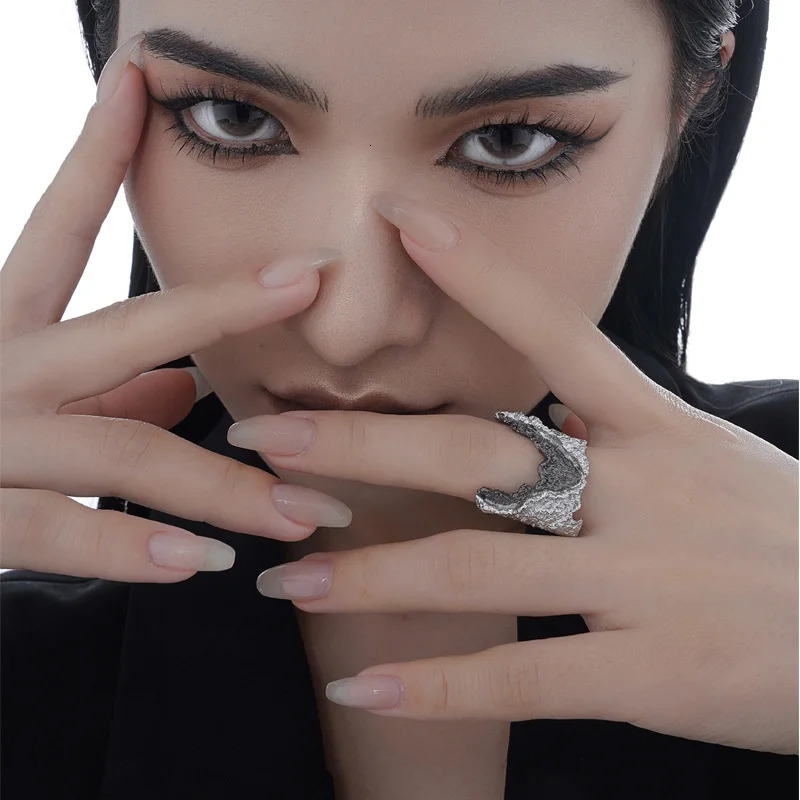 F.I.N.S Exaggerated S925 Sterling Silver Wrinkle Ring Retro Old Open Contrast Color Index Finger Ring Solid Silver 925 Jewelry 240530