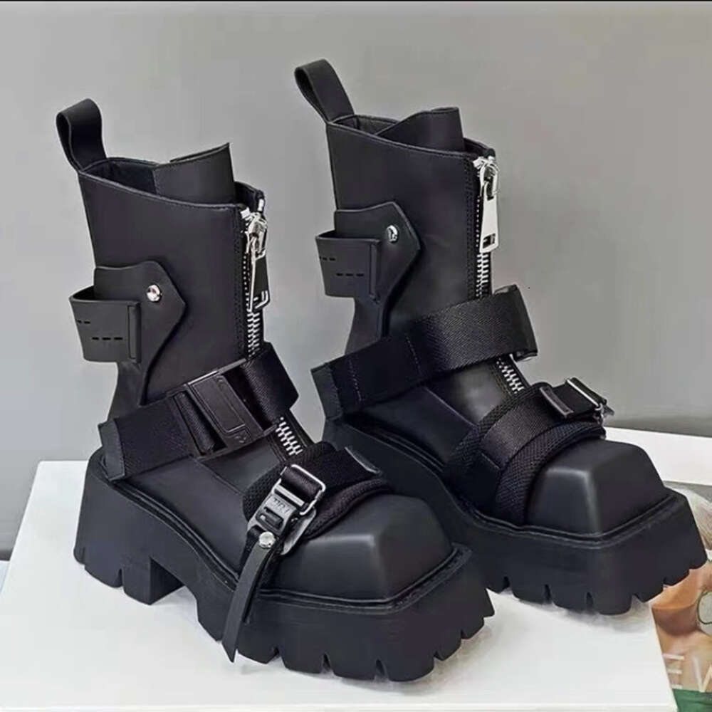 Genuine Leather Women 2024 Tube Platform Belt Buckle Design Cool Biker Botas Square Thick Bottom Head Ankle Boots