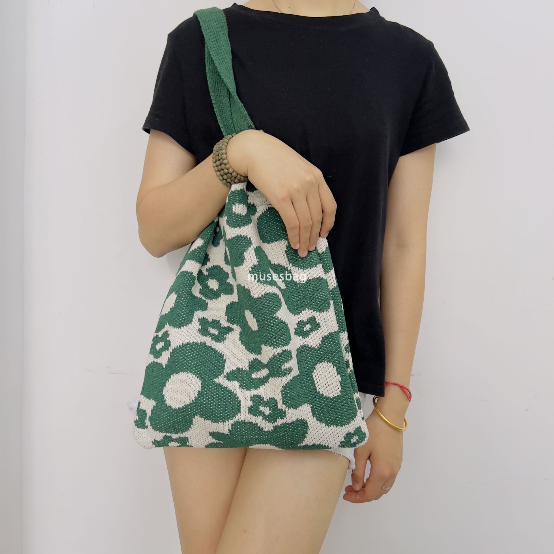 New Plush Knitted Flower Bag Knitted Bag Large Capacity Tote Bag Office Workers Students One Shoulder Bag Woolen Bag Trendy Women Bag