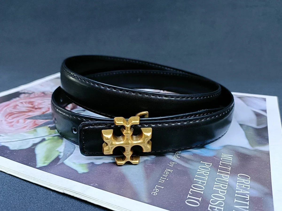2024 Belt Fashion Letter Belt Womens Belt Cindy Parra Mujie 240530