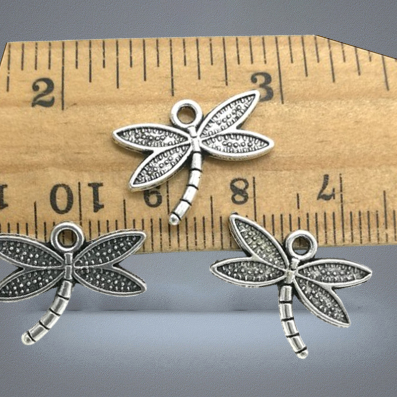 100pcs Lot Dragonfly Alloy Charms Pendants Retro Jewelry Making DIY Keychain Ancient Silver Pendant For Bracelet Earrings 14x18m