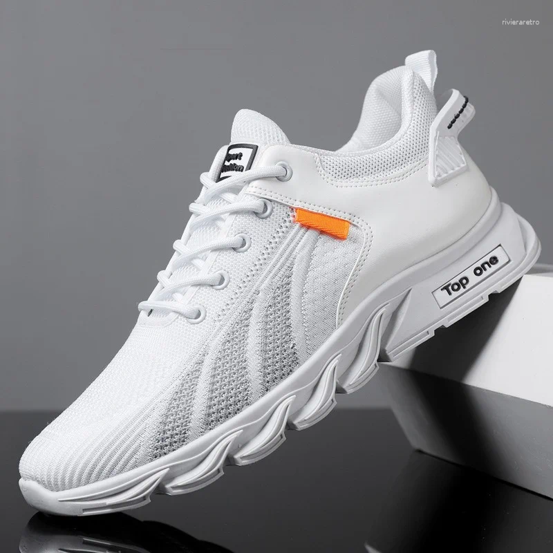 Casual Shoes Men's Thick Sole Breathable Sneakers Low Lace Up Fashion Men Spring Comfortable Versatile Outdoor Running