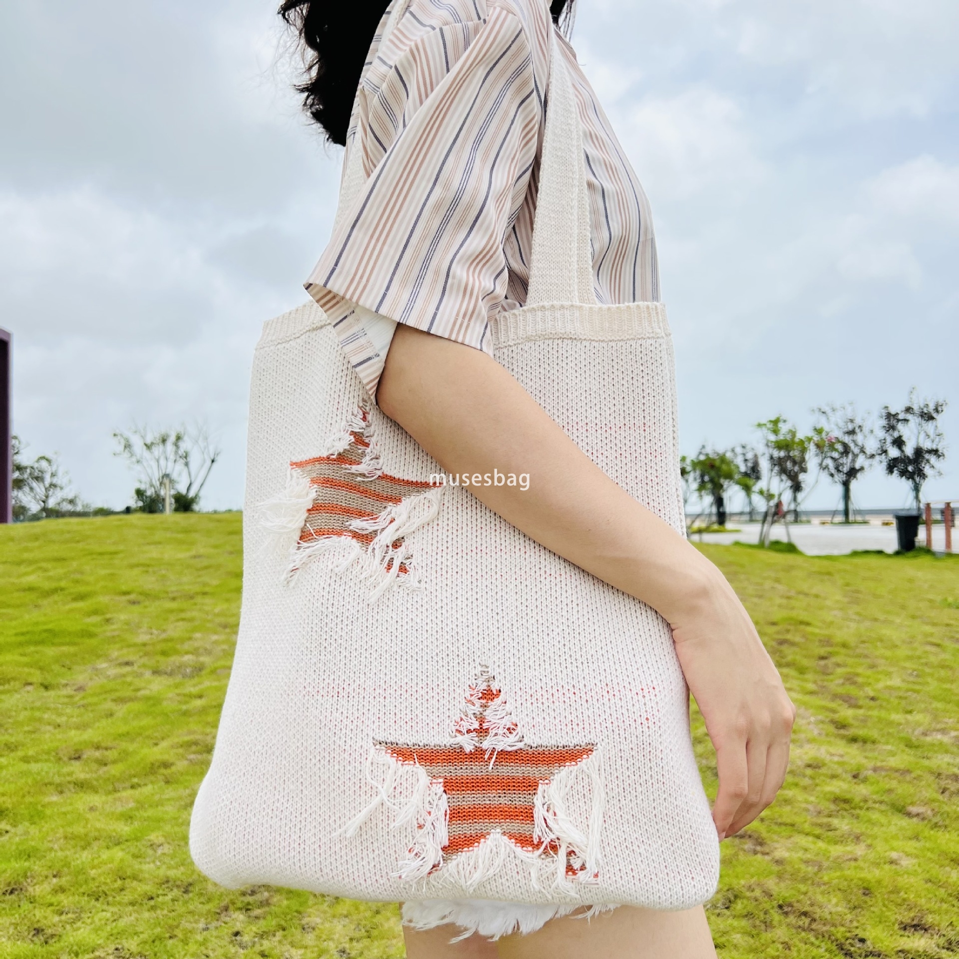 New Advanced Fashion Star Bag Knitted Bag Instagram Bag One Shoulder Bag Large Capacity Beach Tote Bag Hand Hook Bag Women Bag