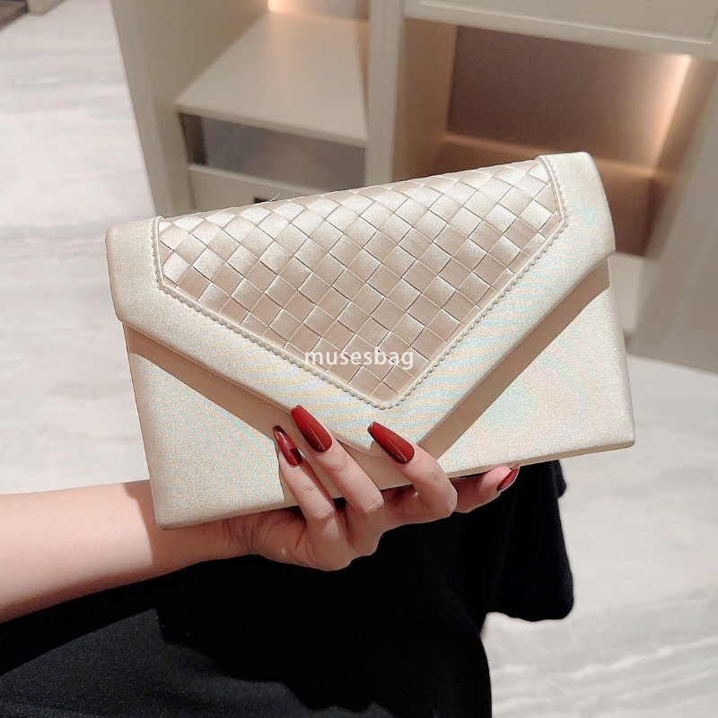 Designer Women's High Quality Women's Leather Dinner Bag Celebrity Style Diamond Plaid Flap Handheld Simple Dress Bag Banquet Handbag