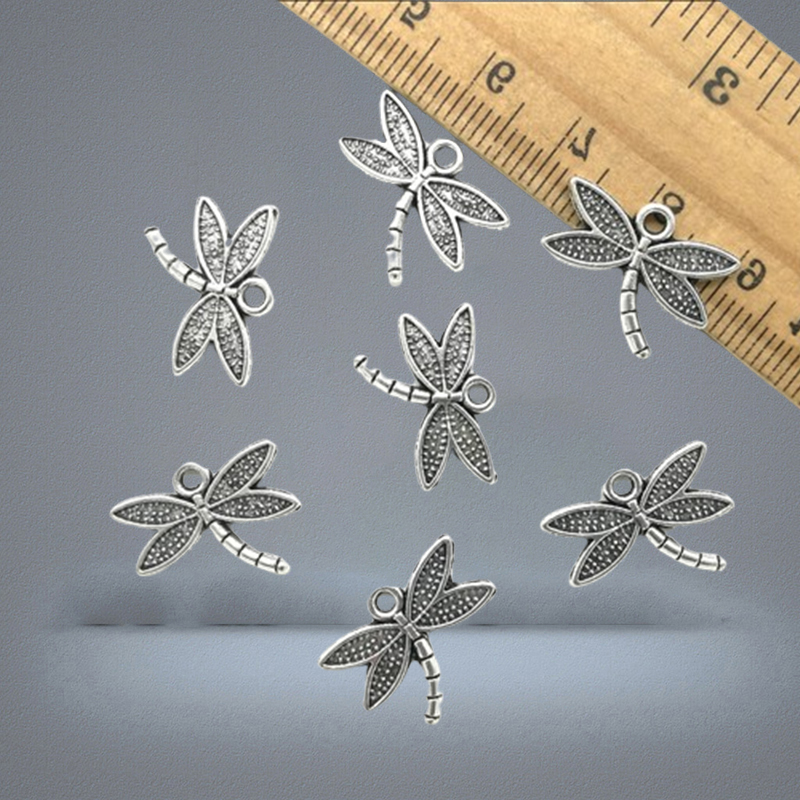100pcs Lot Dragonfly Alloy Charms Pendants Retro Jewelry Making DIY Keychain Ancient Silver Pendant For Bracelet Earrings 14x18m