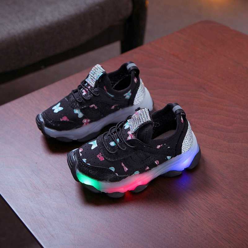 Hot Sale Children Light Sport Baby Kids Led Flashing Boys Girls School Walking Glowing Sneakers Soft Shoes H260207 H260305