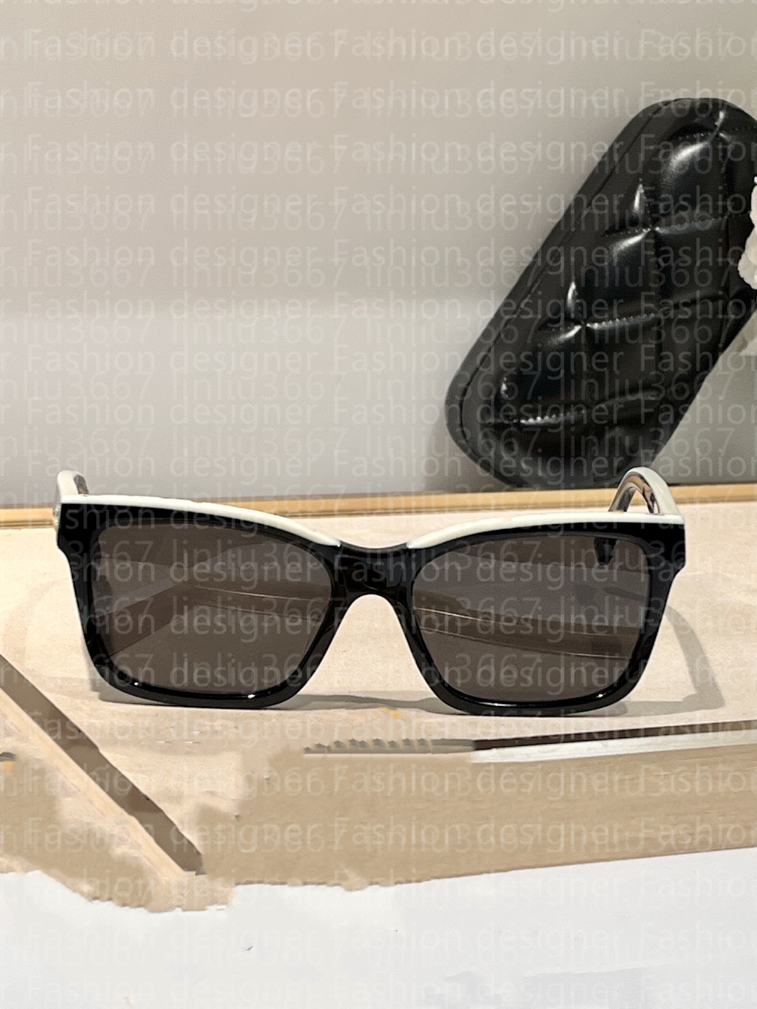 Designer Sunglasses2024 New Fashion Sunglasses Luxury Designer Women Men Retro Square Frame Female Anti-UV400 Vintage with box 541777