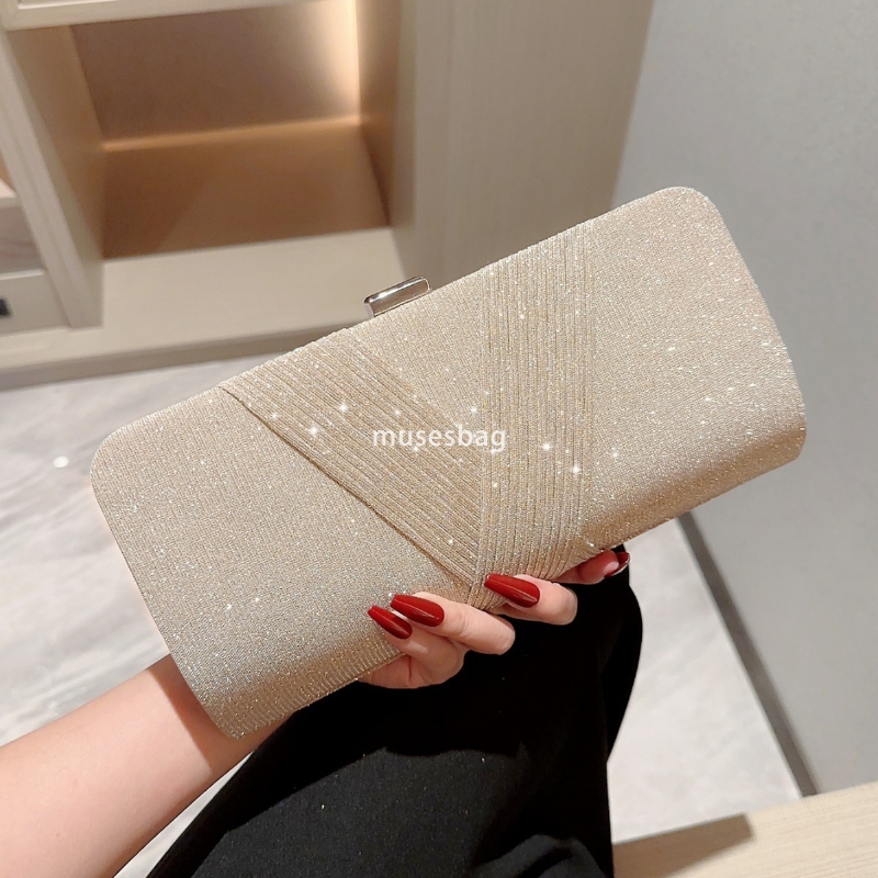 High quality women's designer from Europe and America, holding stylish and shiny banquet socialites high-end banquet bags classic chain crossbody