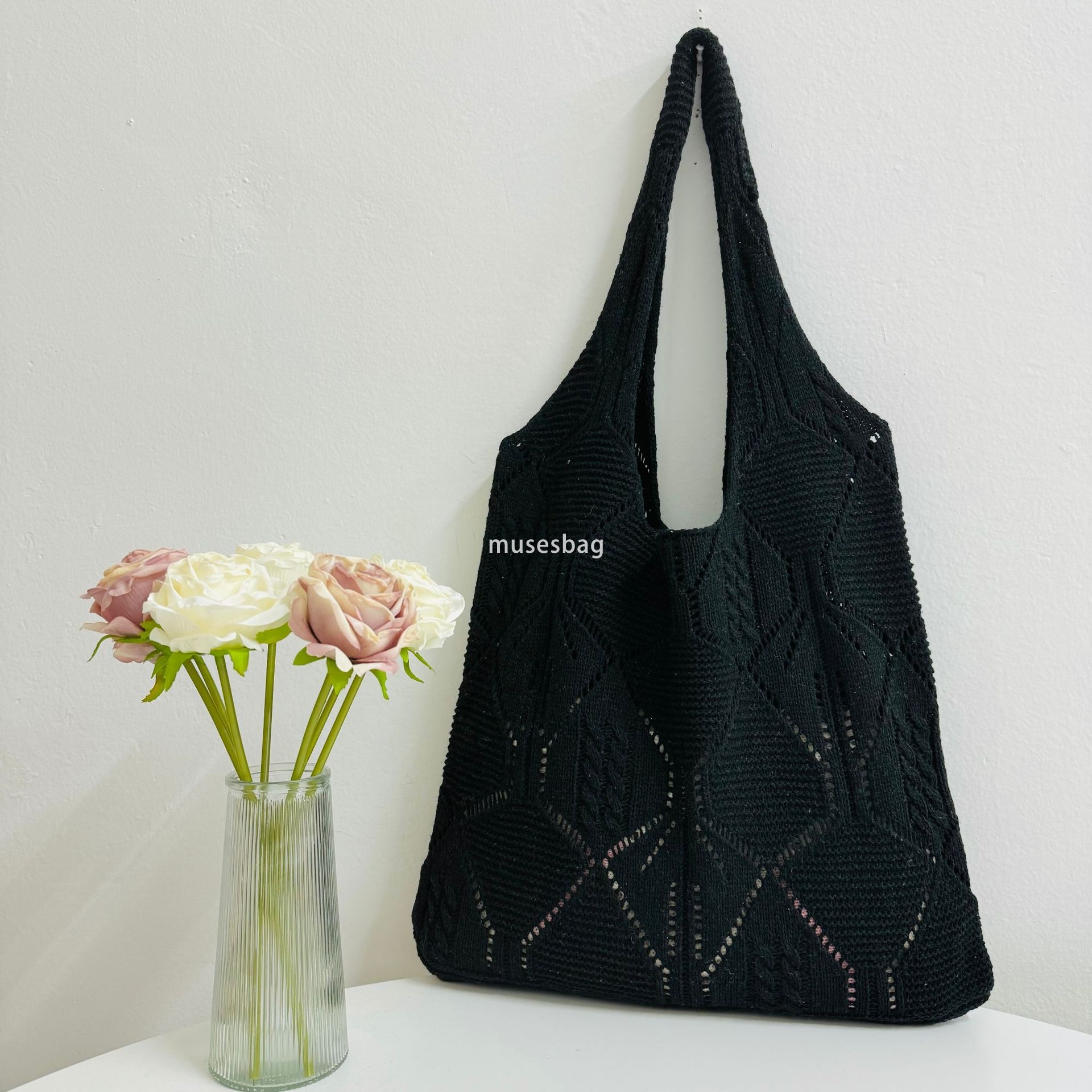 New atmospheric shopping bag commuting high-capacity tote bag travel beach bag knitted bag hollowed out bag bohemian style woven bag