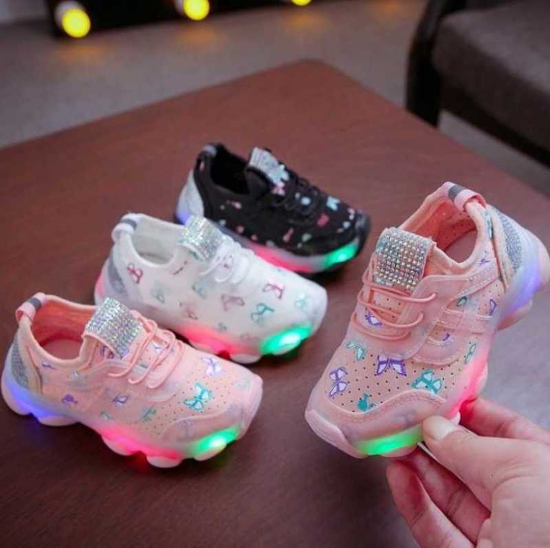 Hot Sale Children Light Sport Baby Kids Led Flashing Boys Girls School Walking Glowing Sneakers Soft Shoes H260207 H260305