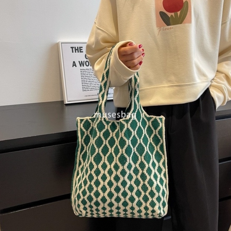 New niche design knitted bag woven bag large capacity tote bag commuter office worker student party, Bohemian shoulder bag diamond pattern bag