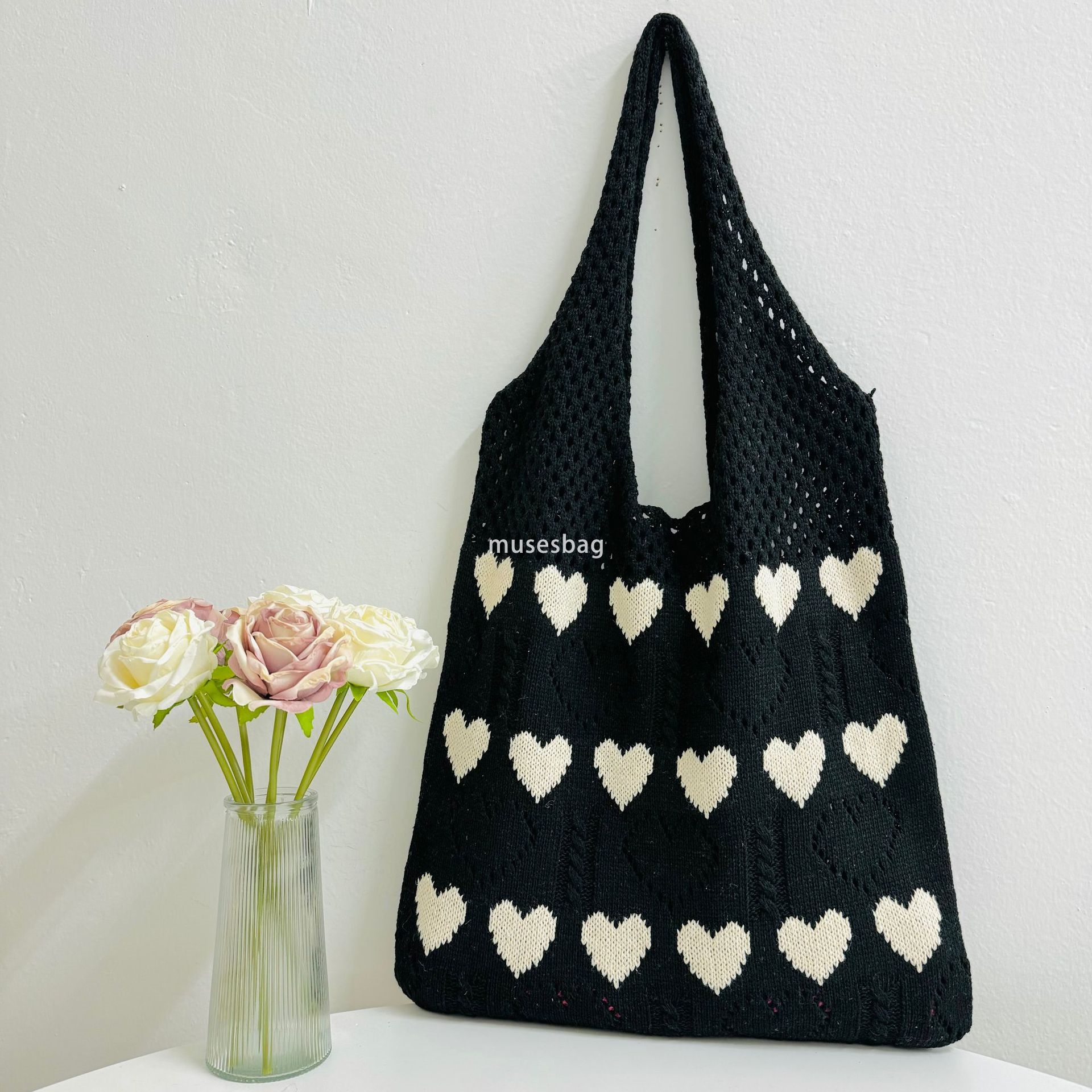 New Instagram hollowed out design bag summer hot selling knitted bag love pattern bag large capacity woven bag beach bag shopping bag