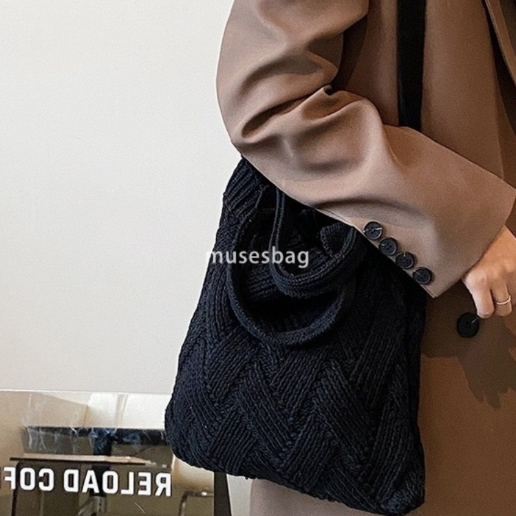 High quality niche design new knitted bag woven bag shoulder bag large capacity tote bag bohemian style crossbody bag women's bag