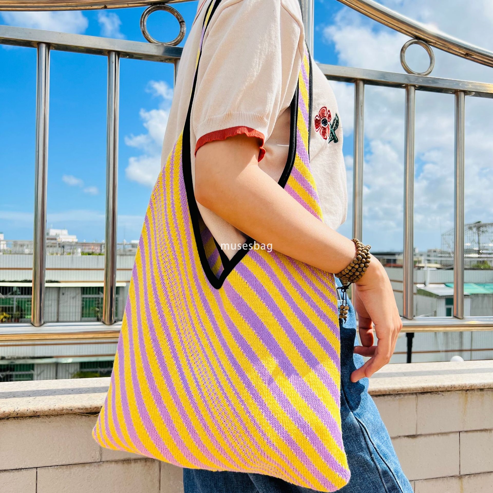 New High Quality Plush Knitted Korean Stripe Bag Contrast Knitted Bag Large Capacity Tote Bag Single Shoulder Bag Women Bag Trendy