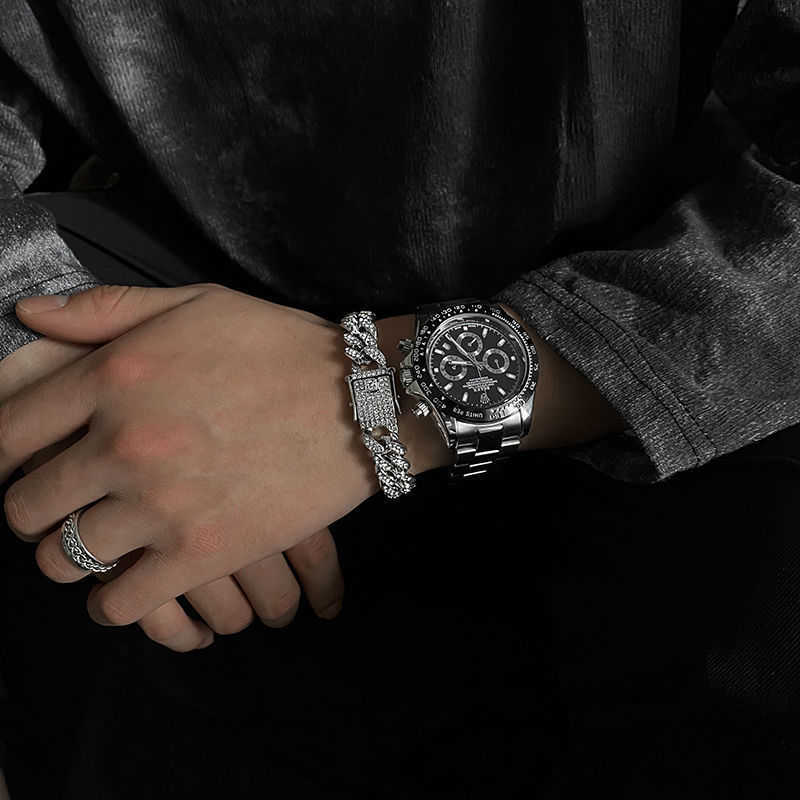 Full of diamond Cuban bracelet men's and women's fashion Instagram personality buckle niche design hip hop thick chain hand jewelry Y240607