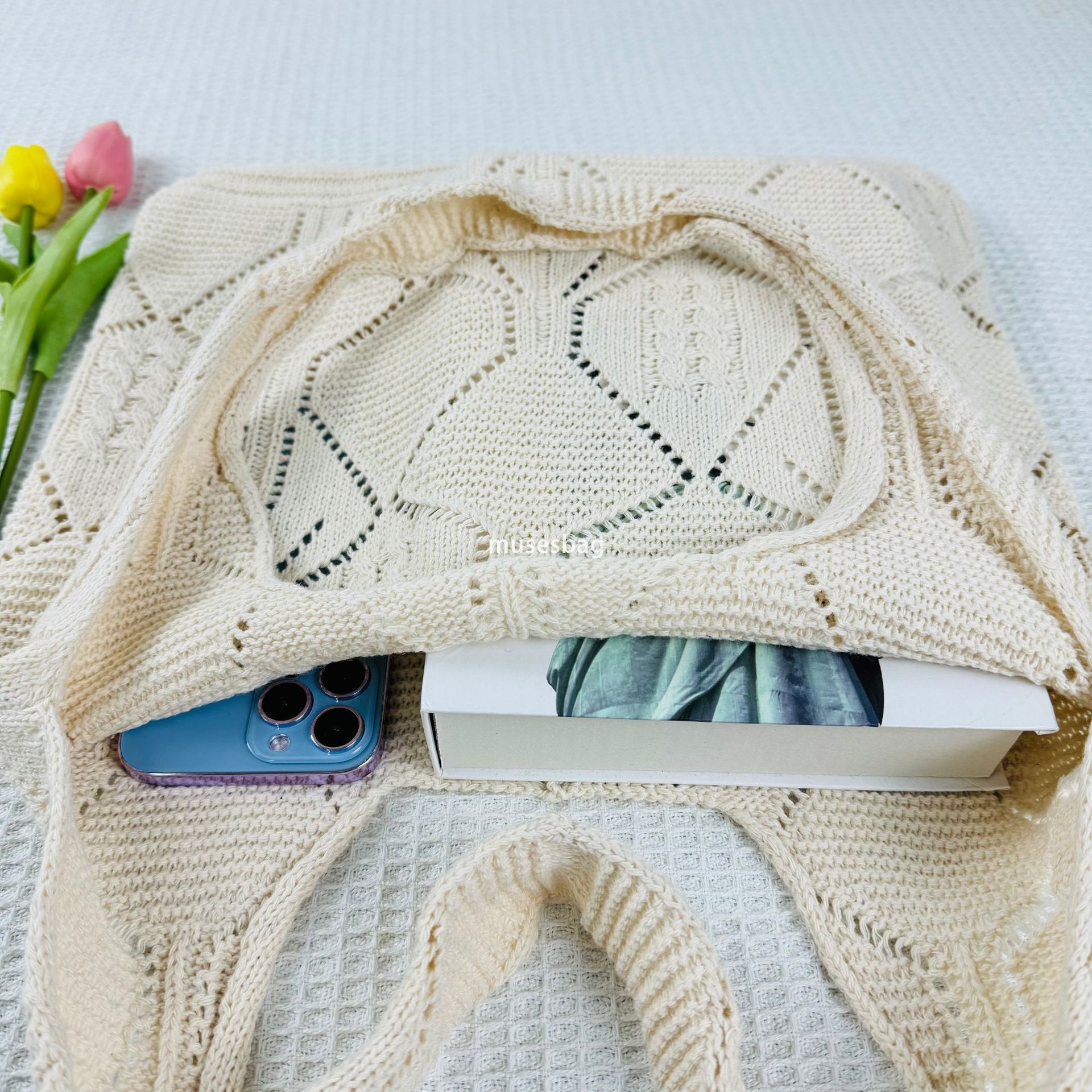 New atmospheric shopping bag commuting high-capacity tote bag travel beach bag knitted bag hollowed out bag bohemian style woven bag