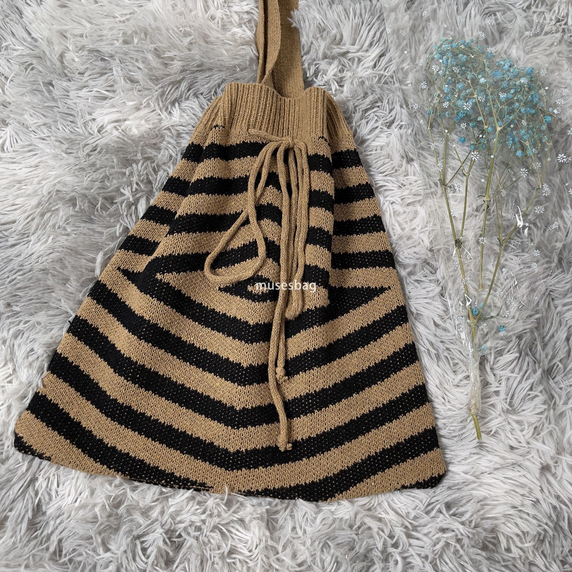 New Vintage Bag Single Shoulder Bag Minimalist Knitted Bag Fashionable Tote Bag Commuting Large Capacity Underarm Bag Women Bag Handbag Trend