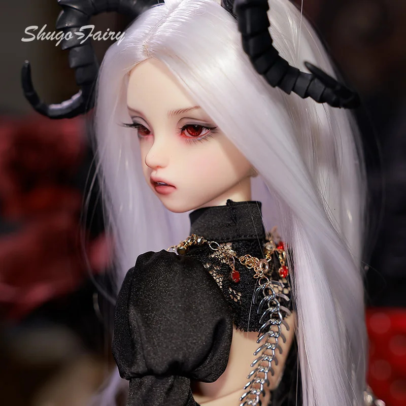 Dolls Bubo Bjd Doll 14 Barly Fantasy Dark Red Eyes Goat Witch Magic Black Robe Lace Vanguard Halter Fishbone Chain Girl Dolls Toy 240603 S2412261