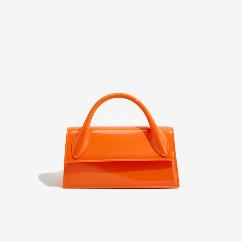 Niche Design Fashion PVC Handheld Jelly Bag New Outdoor Crossbody Bag Women Versatile Single Shoulder Bag Small Square Bag
