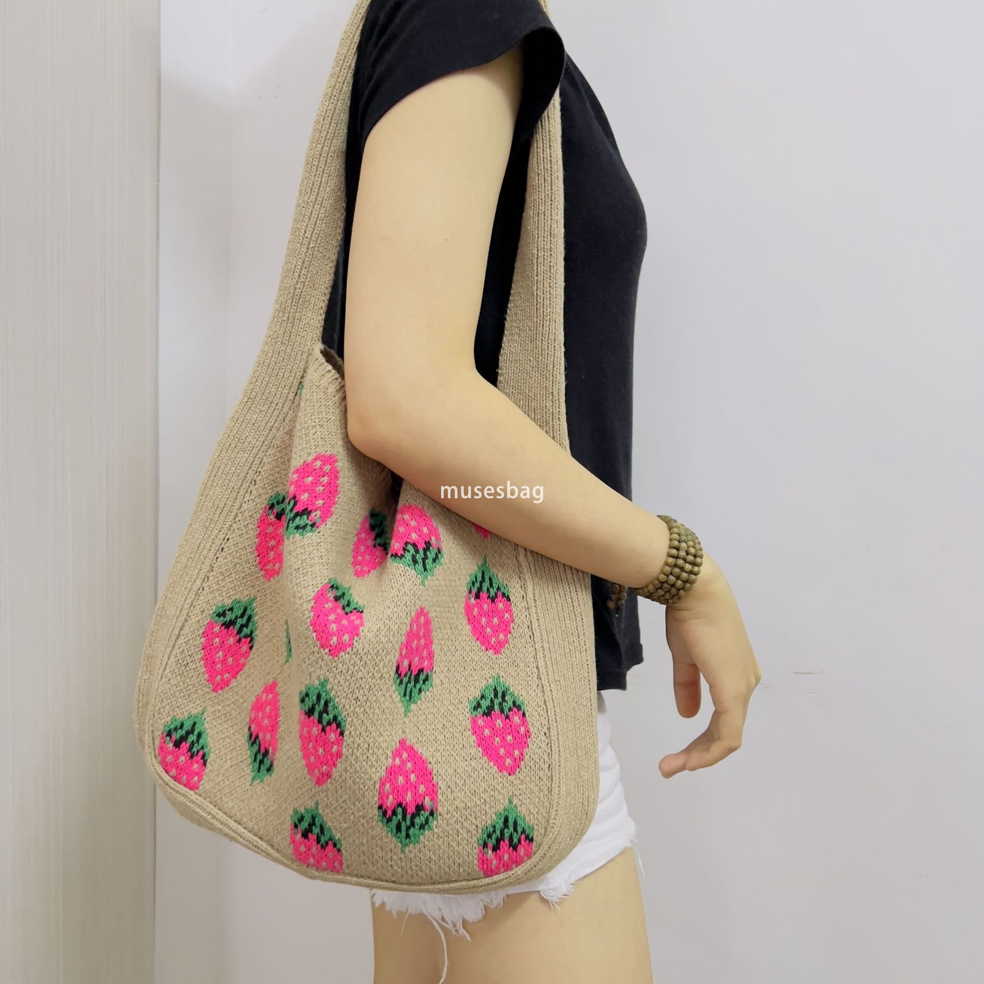 New high-quality woolen bag simple and atmospheric crossbody bag knitted bag strawberry tote bag cross-border bag shoulder bag women trend