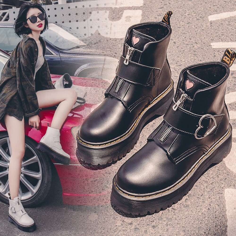 Thick Soled Platform Motorcycle Women's Love Button Muffin Ankle Boots Bota Branca Feminina P653