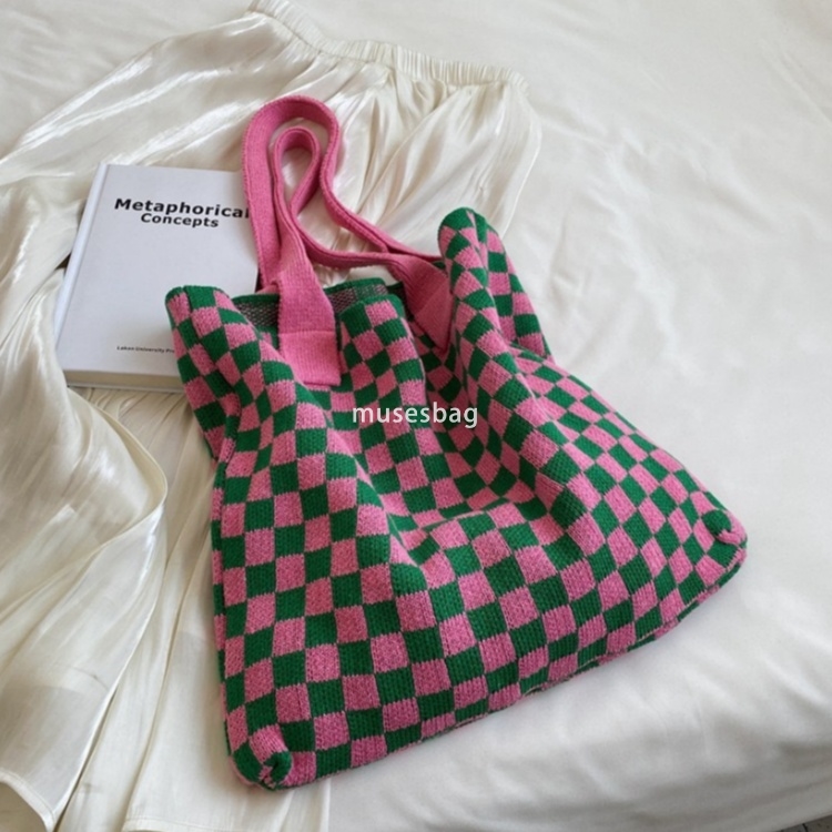 New Instagram Two tone Combination High Quality Bag Knitted Bag Fashionable Shoulder Bag Black and White Checkered Bag Large Capacity Tote Bag Retro