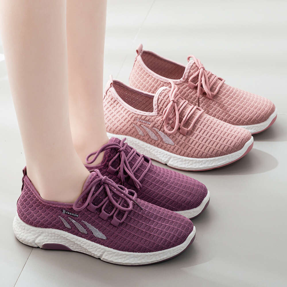 Sports for women in spring/summer 2024, new mother's women's casual walking shoes, running and flying weaving shoes ddmythur