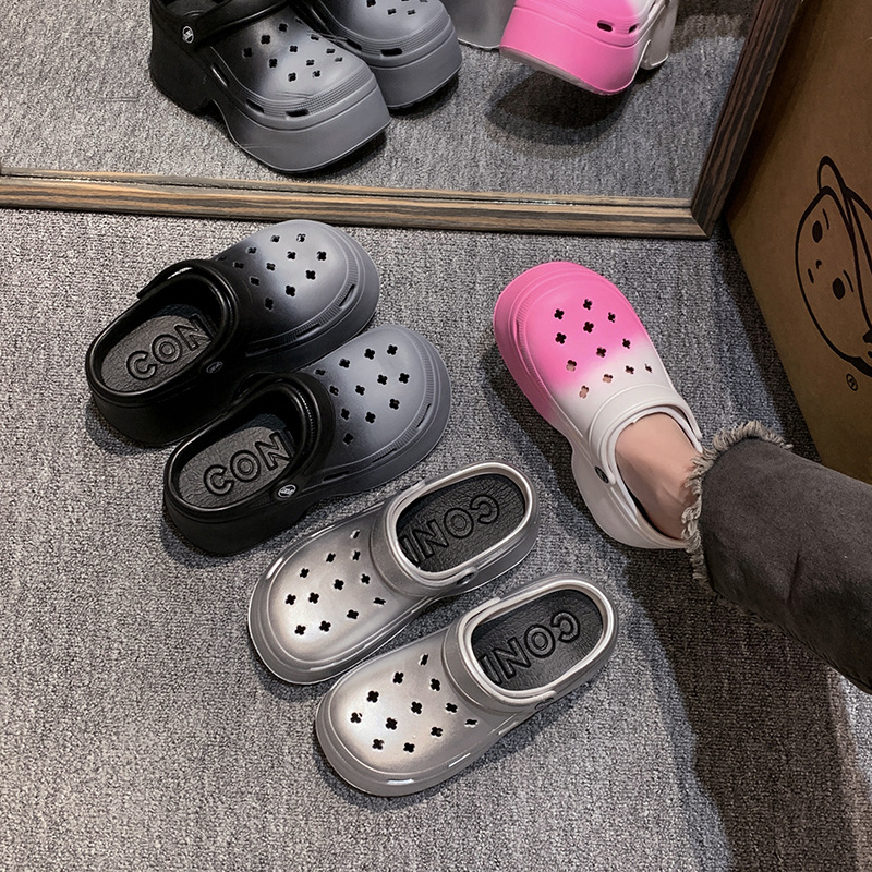 New 2024 Summer Color Outwear Blocked Thick Sole Two Beach Headband Cool Slippers Anti slip and Wear Resistant Ultra High Heel Hole Shoes for Women Lh