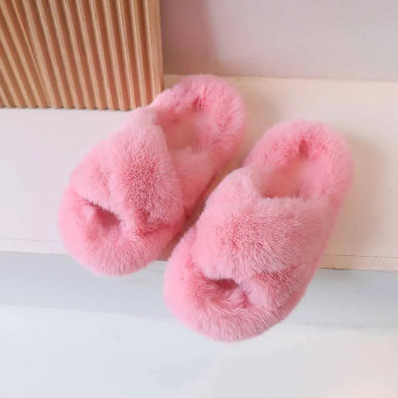 Childrens Home Slide Girl Winter Warm and Comfortable Velvet Shoes Home Fur Cute Flip Childrens Shoes Slide Indoor Slide 240516