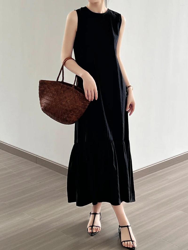 Casual Dresses Sleeveless Vest Dress Design For Summer With A Hollow Back And Long Fishtail Skirt