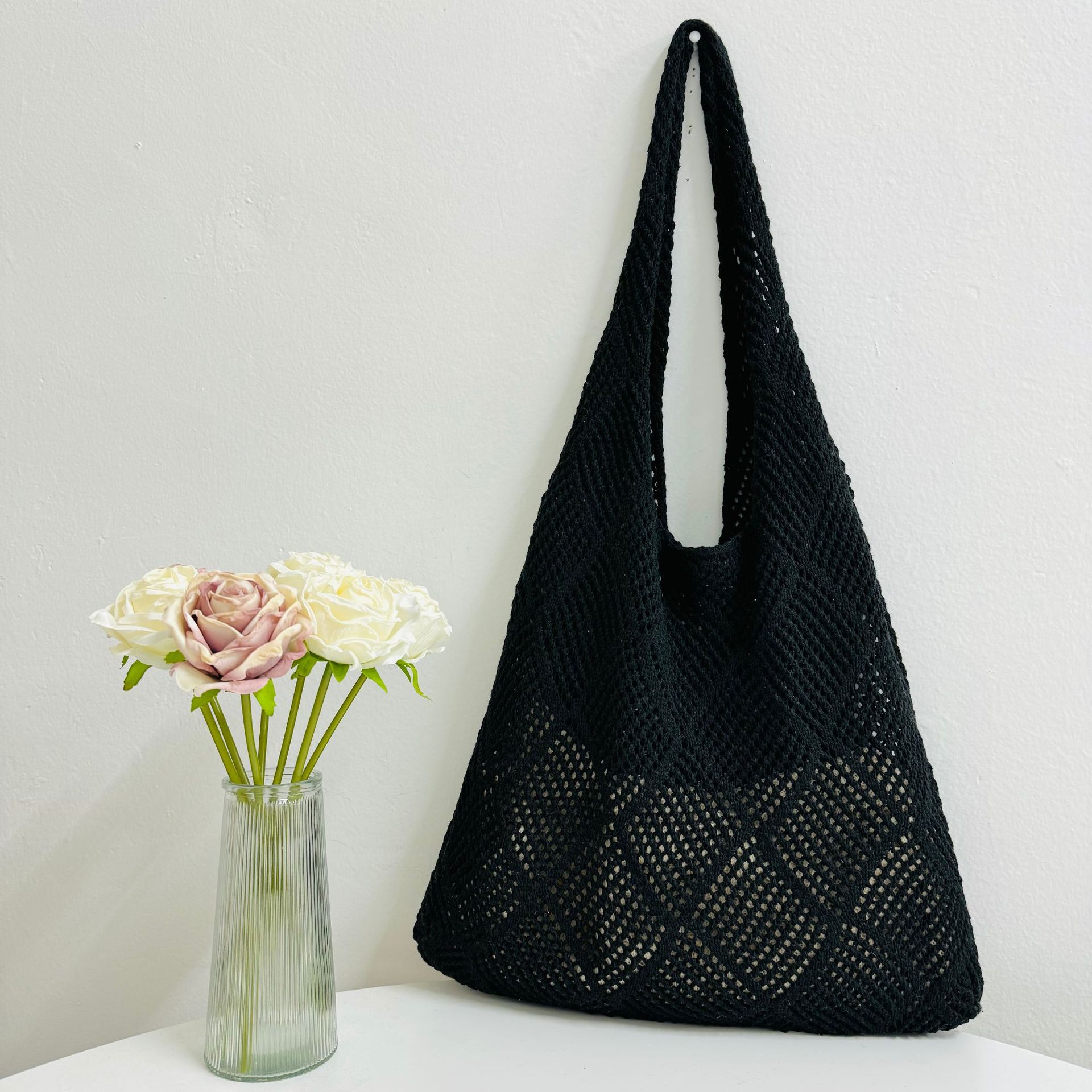 New minimalist and atmospheric woolen knitted bag woven bag shoulder bag large capacity tote bag bohemian beach travel handbag